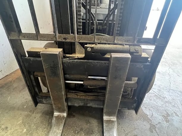 14000 lb. Toyota #8FGC70U, forklift, 2017 - Image 5