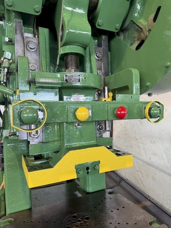 75 Ton, Minster #7, Back Gauge OBI press, 6" stroke, 14.5" Shut Height, 4" adj., 40 SPM, 36" x24" bed, air - Image 5