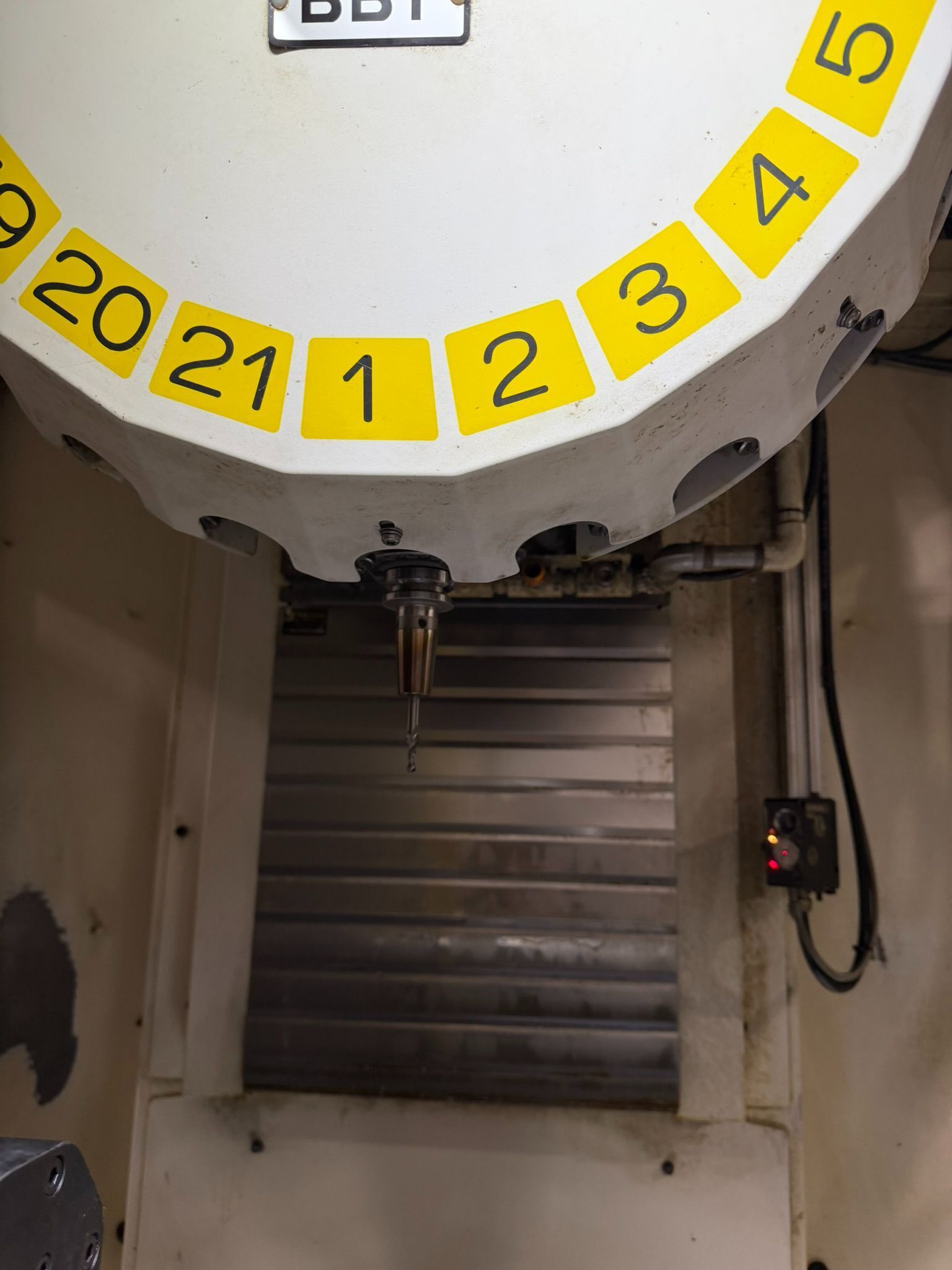 Fanuc #Robodrill-Alpha-D21lIB5-ADV, 4-Axis CNC Drill Tap Vertical Machining Center, 19.6" X, 15.7" Y, 12.9" - Image 5