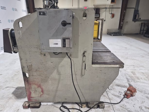 1/4" x 10' Accurshear #625010, Shear, 23 SPM, 20 HP, Back Gauge, 1996 - Image 6