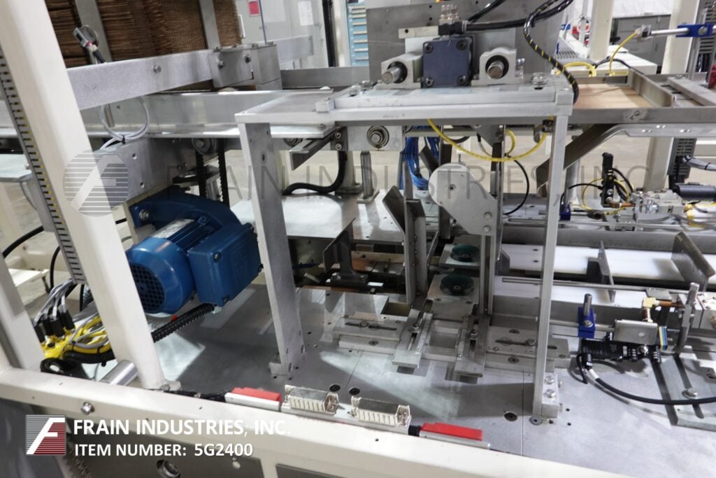 Kayat #PTF28RH, automatic, wrap around case packer, 5-30 cases/minute, Nordson hot glue system, interlocking - Image 2