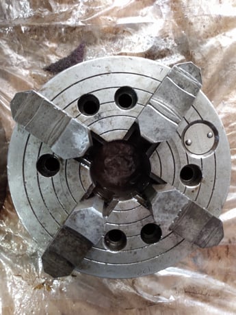 Cushman, 4-jaw chuck, 2-3/16" thru hole - Image 1