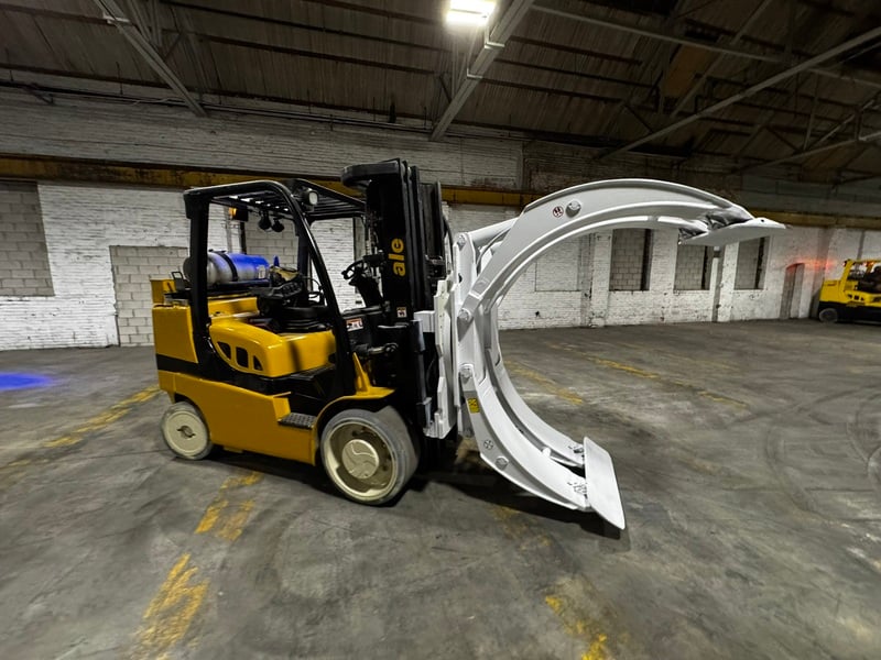15500 lb. Yale #GLC155, Forklift, w/84" Cascade Paper Roll Clamp, 94" Low/150" Lift Triplex Mast, 13400 - Image 6