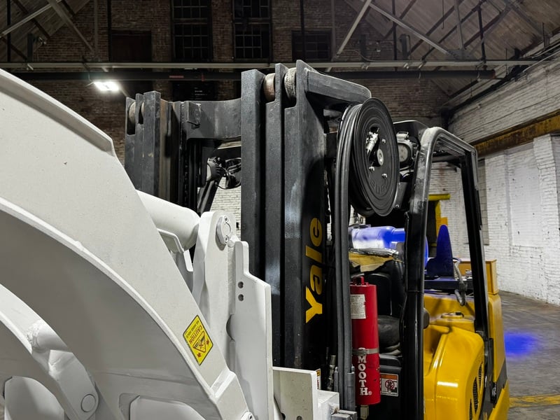 15500 lb. Yale #GLC155, Forklift, w/84" Cascade Paper Roll Clamp, 94" Low/150" Lift Triplex Mast, 13400 - Image 10