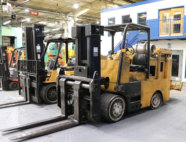 20600 lb. Silent Hoist #FKS12, Riggers Forklift, LPG Fueled, 4334 hours - Image 1