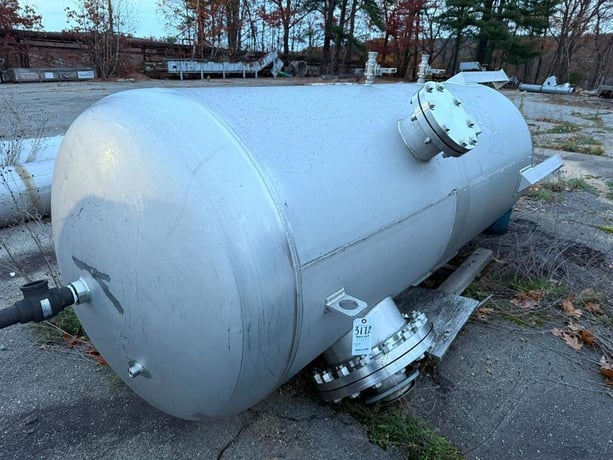Inox Industries Inc. #906, Stainless Steel Pressure Tank, 21.5" diameter X 25" depth Size, 6.5" & 7" diameter - Image 1