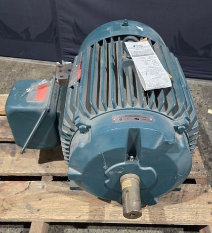 40 HP 3560 RPM Reliance P32G0394D, Frame 324TS, 3 Phase, 230/460 Volts - Image 1