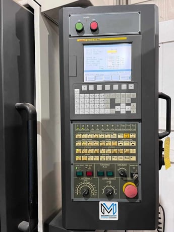 Hwacheon #Sirius-550, CNC vertical machining center, 30 side mount tool changer, 45.3" X, 21.7" Y, 21.7" Z - Image 4