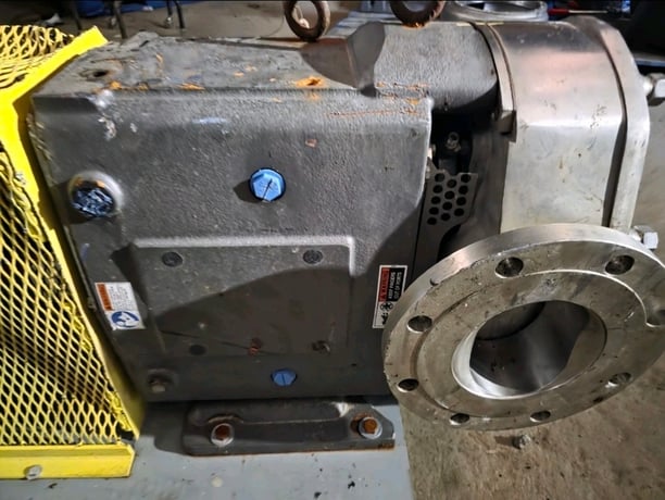 Waukesha SPX #320U2 6' Displacement Pump W/15hp 11kW Motor and Reducer - Image 4