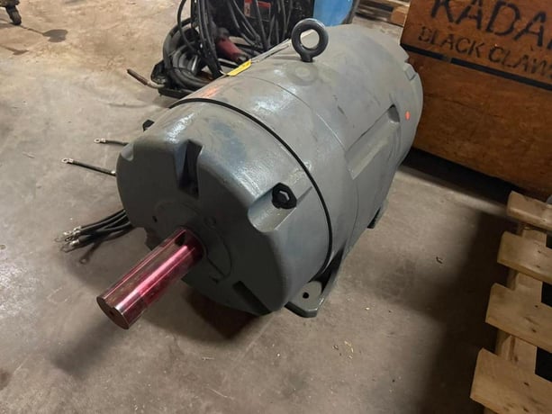 200 HP 1183 RPM Siemens, AC Induction Motor, Frame 44TT, 460 Volts, 225 amps - Image 4