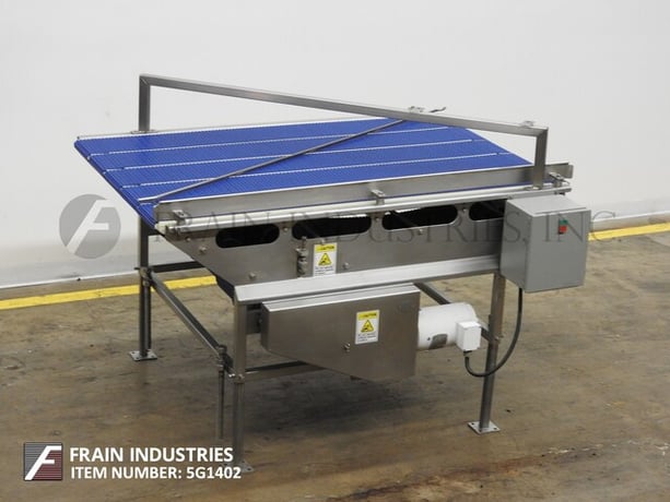 42" W x 68" L Stainless Steel, 5-lane accumulation table, 1-1/4"H adjustable product arm, 3-1/2"H guide rails - Image 1