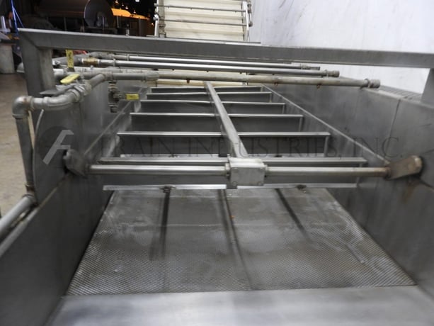 A K Robbins Floodwash, flood style, agitated washing segment designed to effectively wash sand, dirt and - Image 2