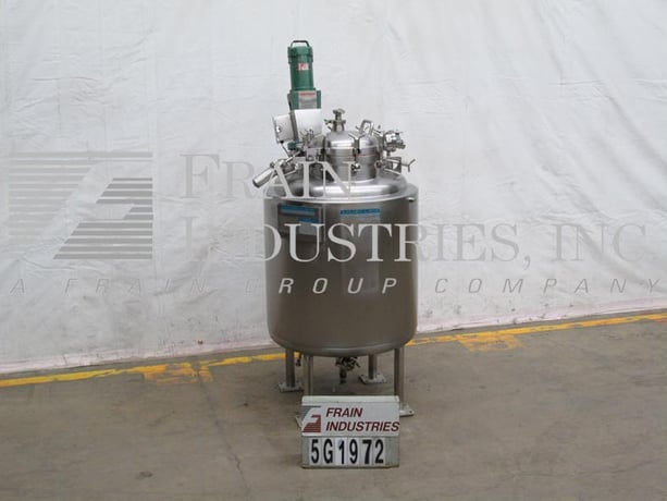 120 gallon Mueller, 316 Stainless Steel, jacketed, internal vacuum rated mixing tank, 26" ID x 36" straight - Image 1