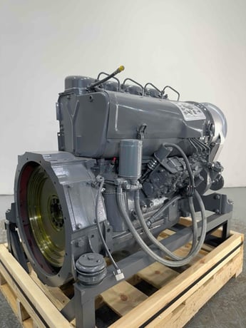 51 HP Deutz #4L912, complete, new surplus, never used - Image 2
