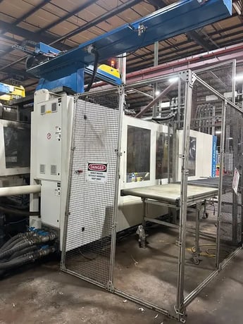 1600 Ton, 242 oz., Krauss Maffei #KM-1300-17200MX, horizontal plastic injection molder, 61.81" x50" tie bar - Image 8