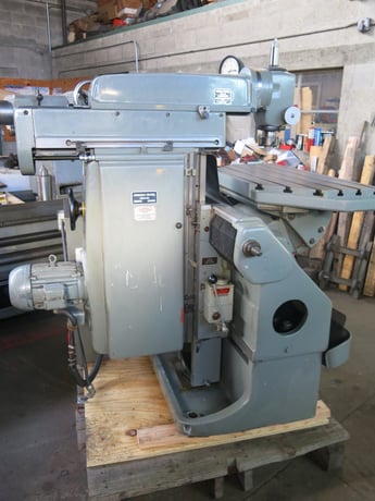 Deckel #FP3L, universal milling machine, 20-1/2" x39-1/8" table, tilting table, #40 taper - Image 4