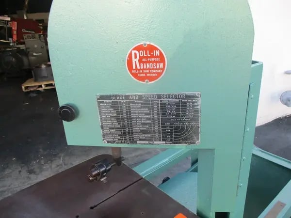 8.5" x 14.5" Roll-In #EF1459, gravity feed vertical band saw, casters - Image 2