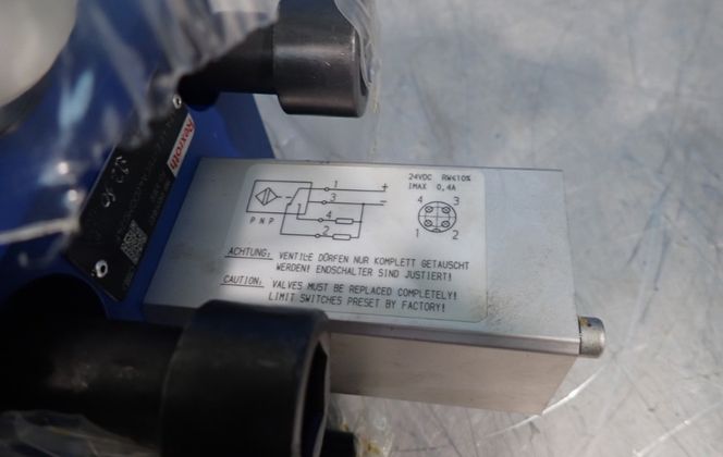 Rexroth #R900938107, Hydraulic Logic Valve - Image 2