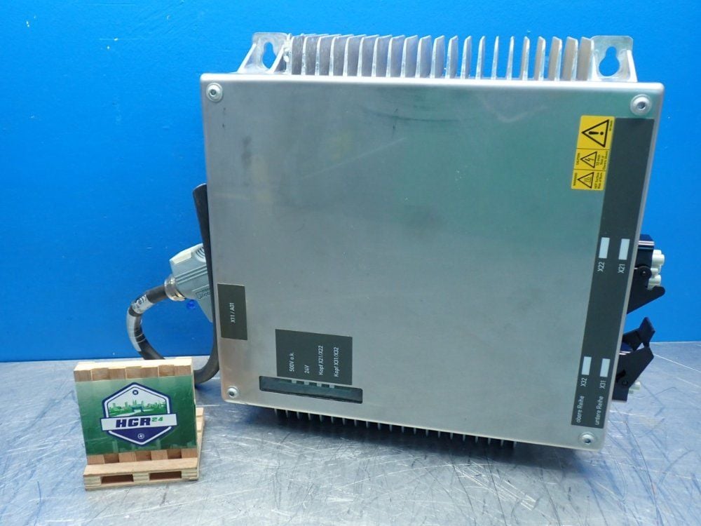 Sew-Eurodrive, TPM12B030-ENE-5A2-2, Movitrans Mobile Converter, 3 kW, 500 VAC Input, 500 VDC Output - Image 1