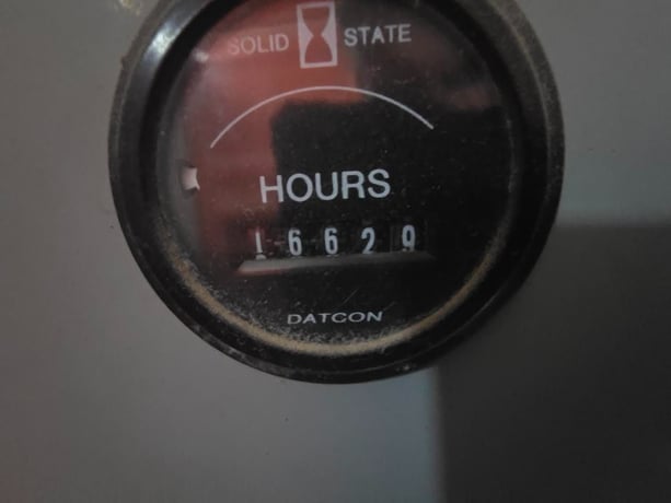 800 KW Cummins, diesel generator set, 347/600 Volts, 3-phase, 1220 HP @ 1800 RPM, QSK23-G7 NR2 engine, 2008 - Image 5