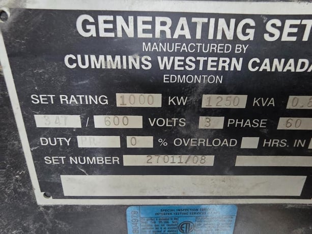 1000 KW Cummins, diesel generator set, 600 Volts, 3-phase, 1490 HP @ 1800 RPM, QST30-G5 engine - Image 6