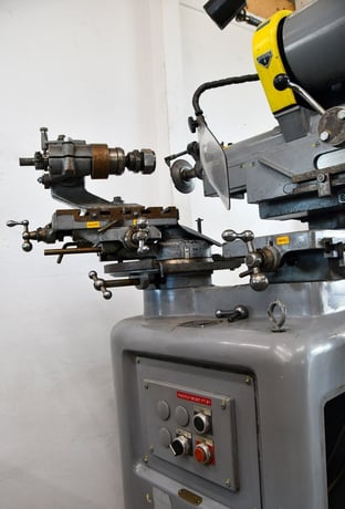 OK Tool #R-8, tool grinder - Image 4