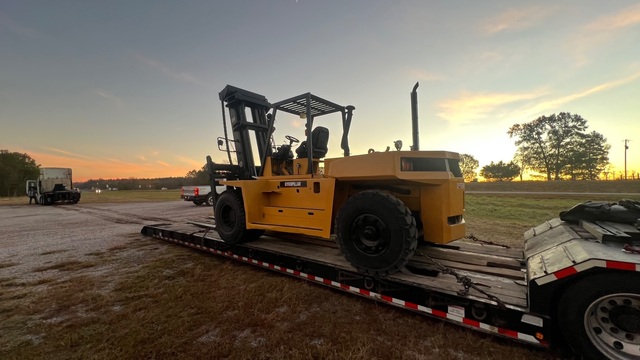 33000 lb. Caterpillar #DP150, Forklift, 2-Stage Mast, 96" Forks - Image 6