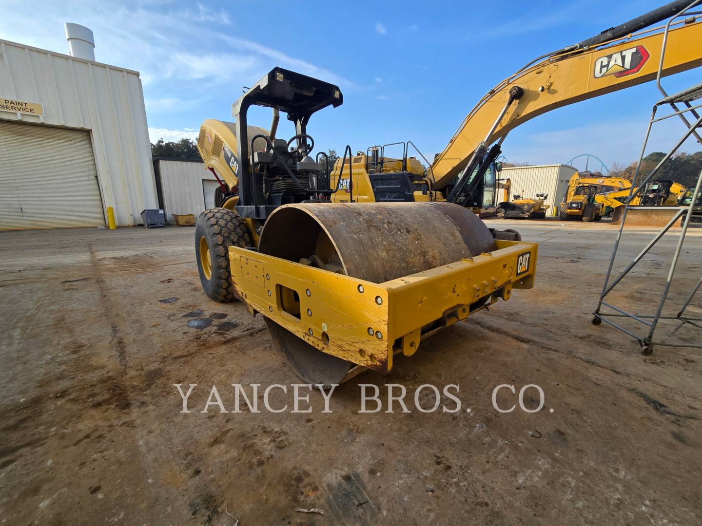Caterpillar CS56B, Vibratory Single Drum Smooth, 2305 hours, S/N: S5600254, 2016 - Image 2