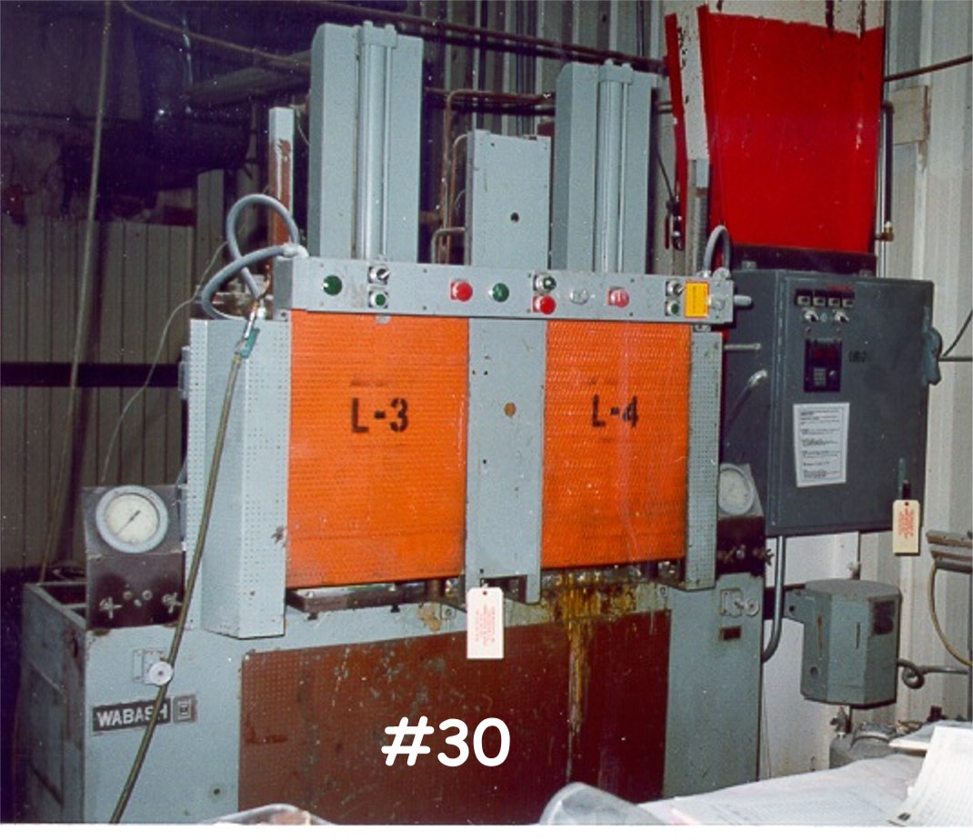 3 Ton, Wabash, 4 post down acting, 21" daylight, 12" stroke, 10" x 16" table, Control panel & SLC150, 7.5 HP - Image 1