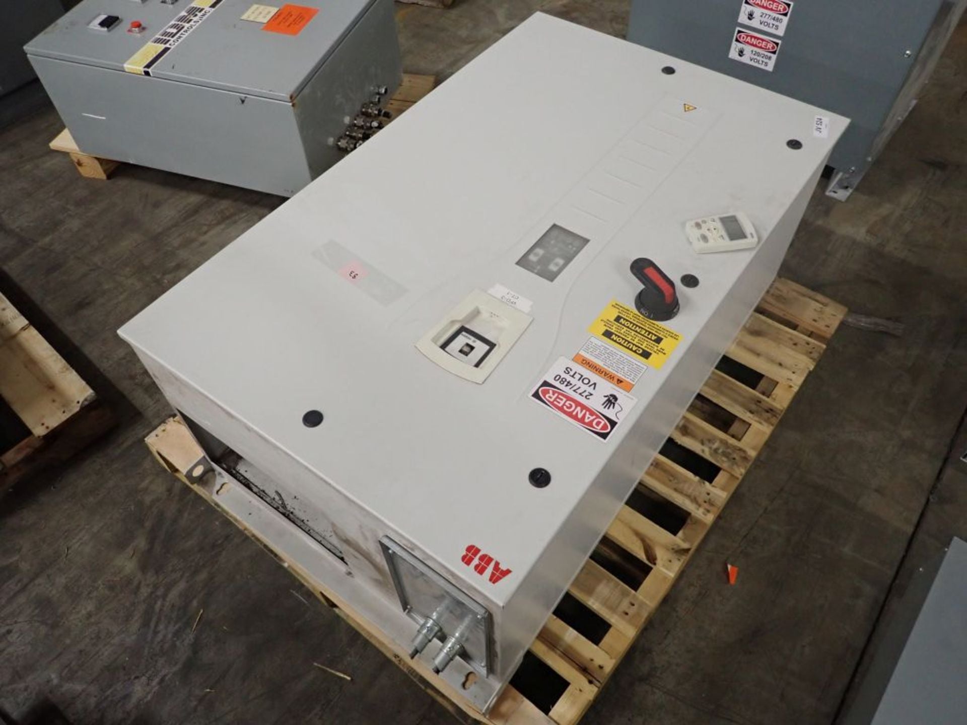 75 HP ABB, ACH550-BD-097A-4, VFD, 480 Volts, 96A, enclosed, 2007 (3 available) - Image 5