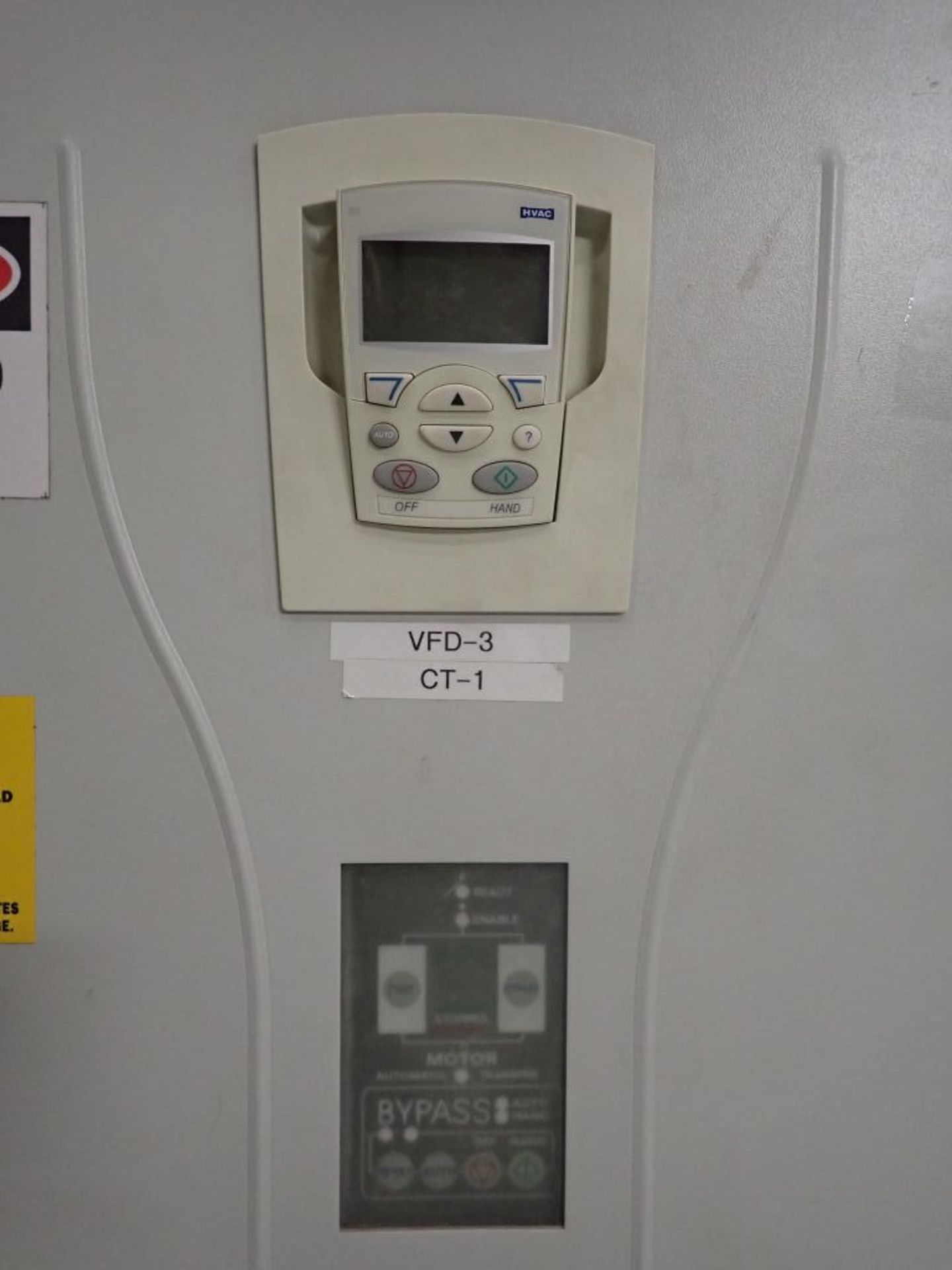 75 HP ABB, ACH550-BD-097A-4, VFD, 480 Volts, 96A, enclosed, 2007 (3 available) - Image 9