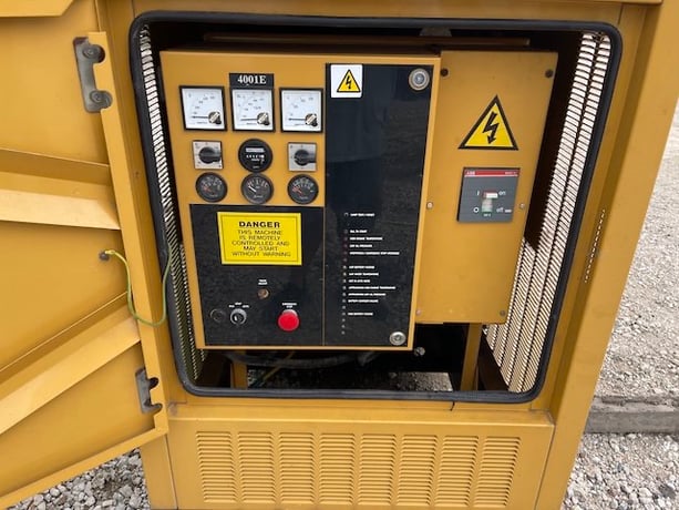 100 KW Olympian #G100F1, Standby, Weather, 277/480 Volts, 620 Hrs., 2000, $24.5k - Image 7