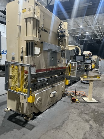 135 Ton, Cincinnati #Autoform, CNC Forming Center, 8' bed & ram, 78" between housing, 21" open height, 14" - Image 1