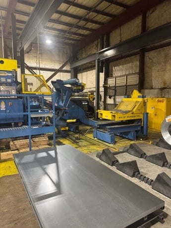 60" Red Bud / Red Bud Voss cut to length line, uncoiler, leveler, edge trimmer, feed, shear, stacker, 1999 - Image 5