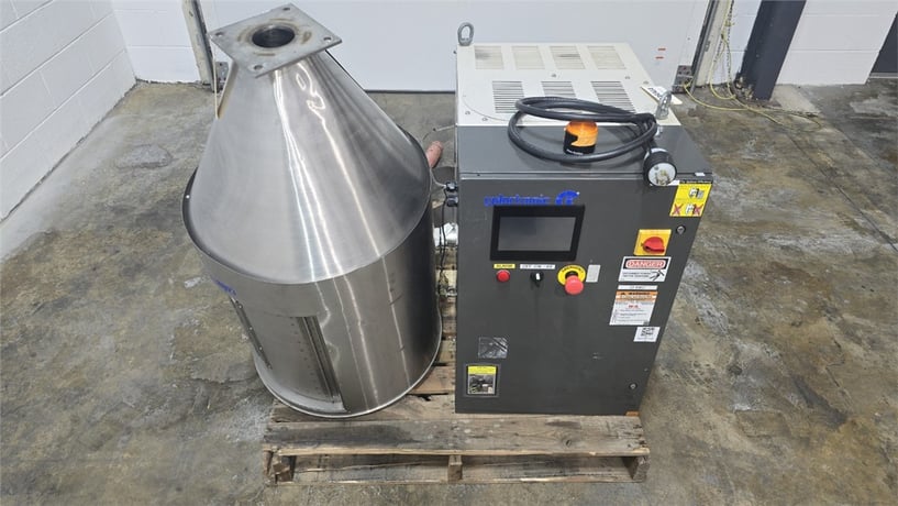 Colortronic Dryer #CDAA50/30M, CSL11 loader & drying hopper, 30 cfm - Image 4