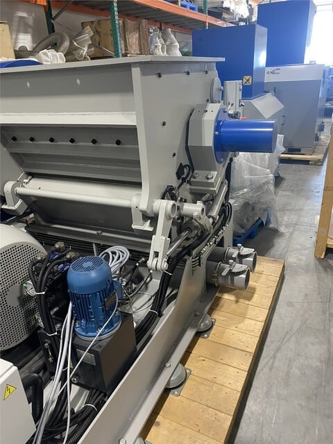 32" x 38" Zerma #GSH700/1000-S5-2, granulator, 120 HP, 7 knife rotor, 180 HP - Image 4