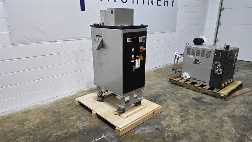 3.5" Scheer #604DU, reduction engineering pelletizer, 52.5" in-feed height, 36" discharge height, on casters - Image 3