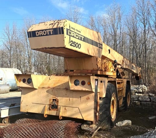 Drott #2500, 25 ton, hydraulic rough terrain crane - Image 3