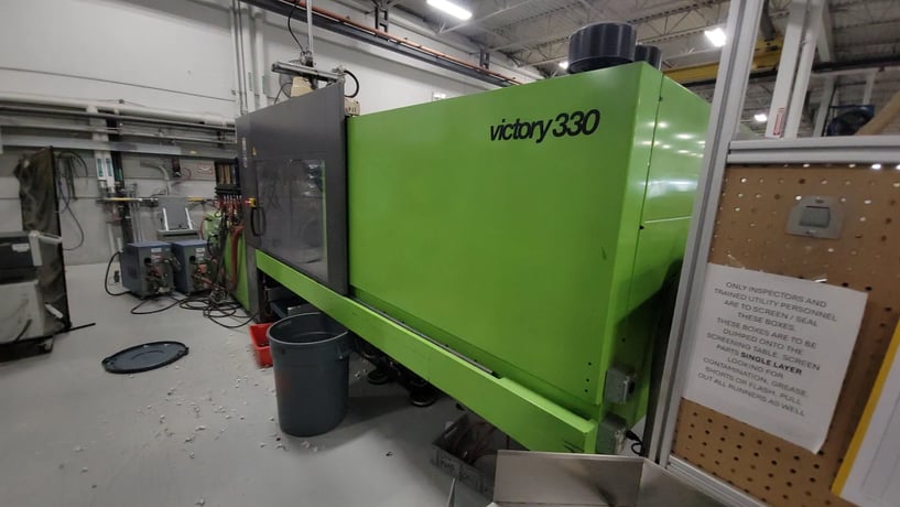 330 Ton, 24.72 oz., Victory #1350/330-SPEX, servo-hyd injection molding machine, tiebarless, 43.3" daylight - Image 7