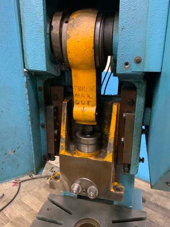 20 Ton, Heim #20A, OBI punch press, 2-1/2" stroke, 10" Shut Height, air clutch, 145 SPM, 2 HP, 1988 - Image 8