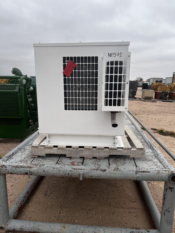 8 KW SWP #MGB-8, emergency standby diesel generator set, 120/240 Volts, 14 HP engine - Image 3