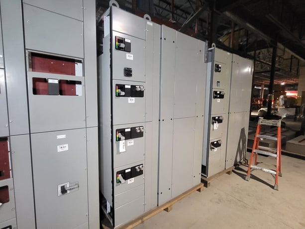 Eaton #Freedom-Series-2100, Motor Control Center, 3000 Amp. Switchgear Unit, 480 Volts, 3PH - Image 1