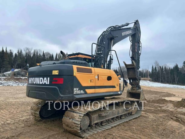 Hyundai HX210AL, Crawler Excavator, 1899 hours, S/N: HHKHK614LE0000446, 2023 - Image 3