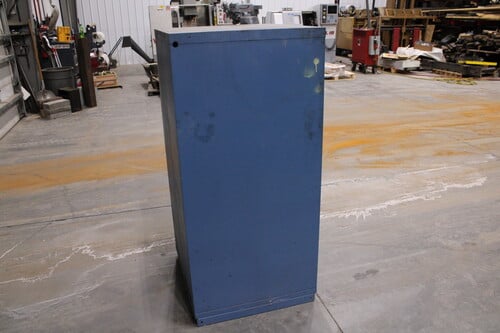 10 Drawer Vidmar Cabinet - Image 4