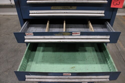 10 Drawer Vidmar Cabinet - Image 7
