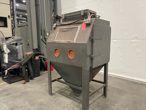 Sandblast Cabinet - Image 2