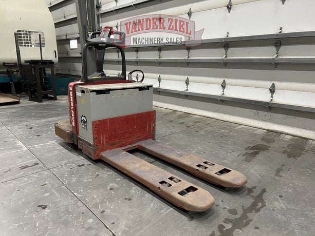 Raymond, Electric Pallet Jack w/ Charger, 6000 lb. capacity, 24 Volt - Image 3
