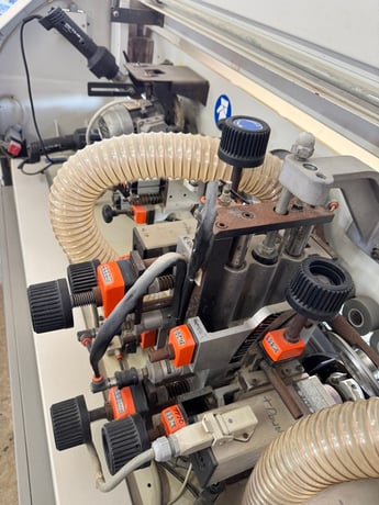 Polymac #LATO-38, Edgebander, Quick heat glue system, 220 V., 3ph, 2006 - Image 5