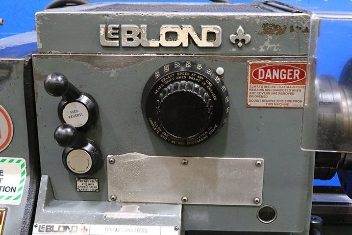 15.5" x 30" Leblond #15X30, Servo Shift Engine Lathe, 2.25" bore, 1800 RPM, 5 HP, 6 jaw 10" chuck, 9.5" swing - Image 5