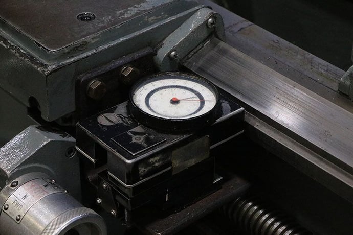 15.5" x 30" Leblond #15X30, Servo Shift Engine Lathe, 2.25" bore, 1800 RPM, 5 HP, 6 jaw 10" chuck, 9.5" swing - Image 8